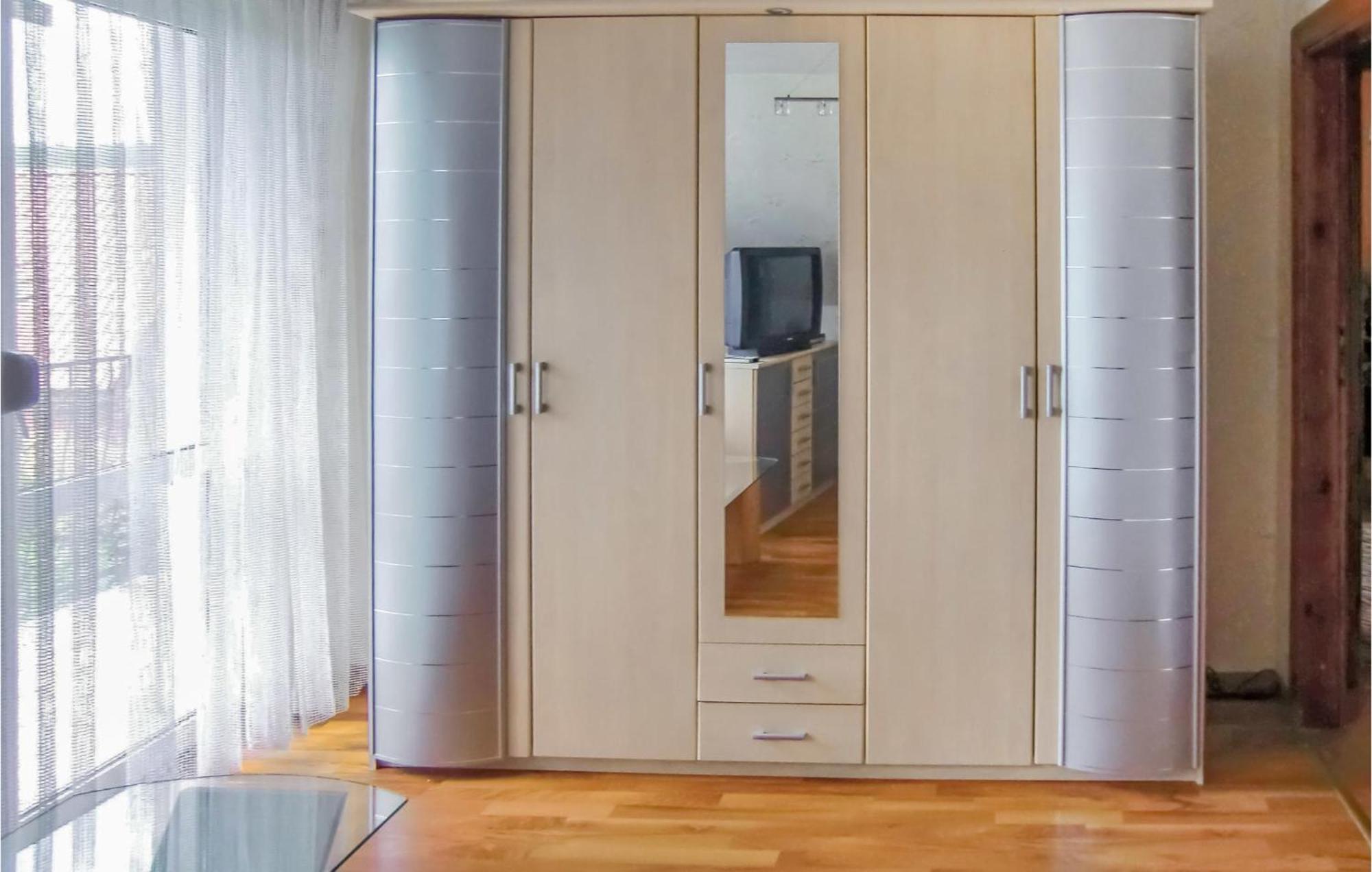 Amazing Home In Kolczewo With Sauna Экстерьер фото
