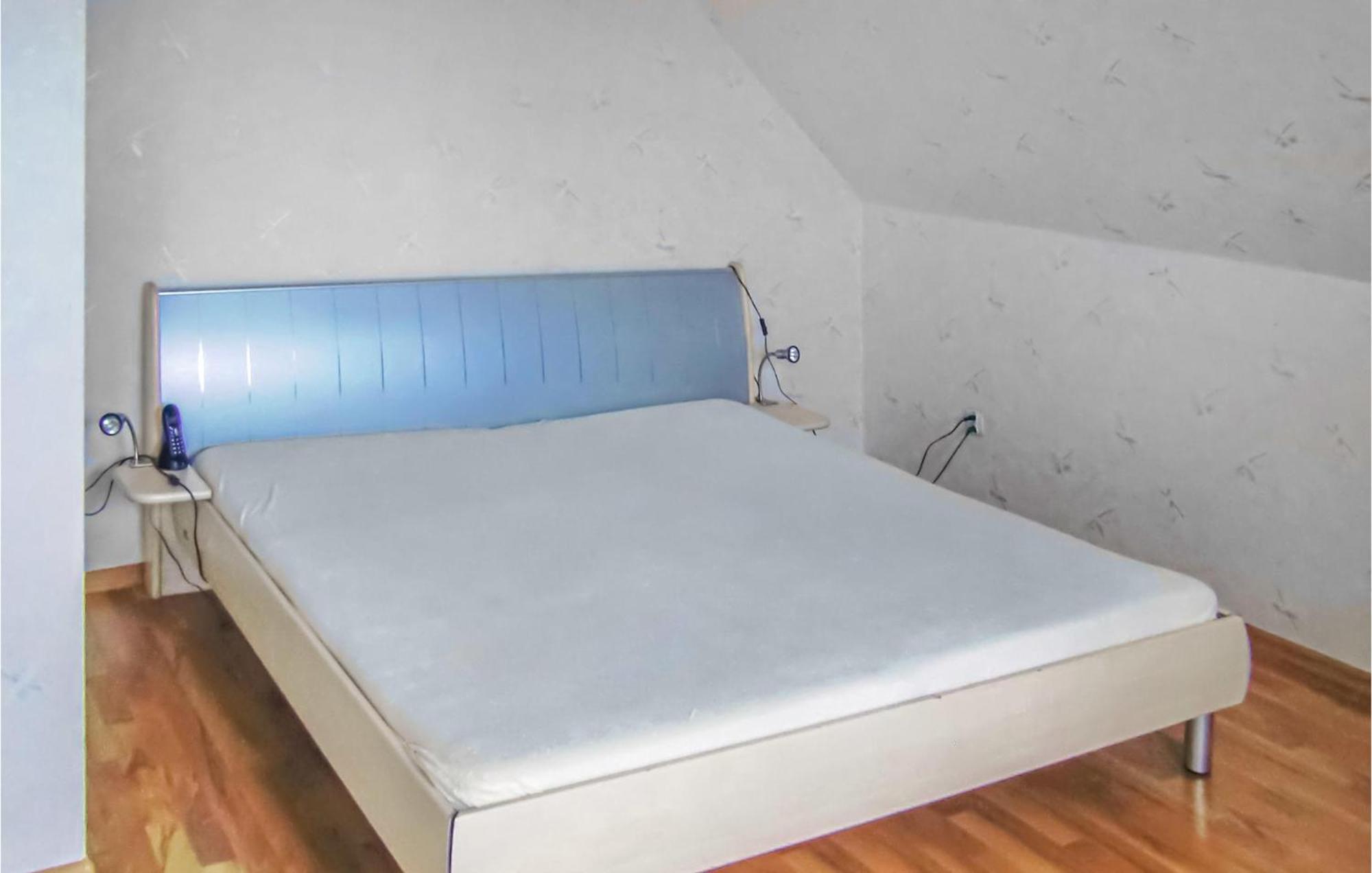 Amazing Home In Kolczewo With Sauna Экстерьер фото
